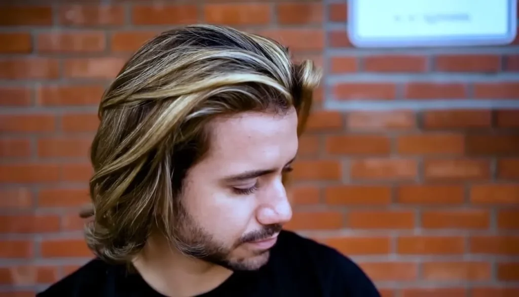27 Layered Haircuts for Men That Look Sharp and Add Texture (With FAQs) 2 Layered Haircuts for Men